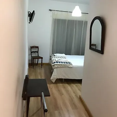 Costa Rral Nº 1066 *