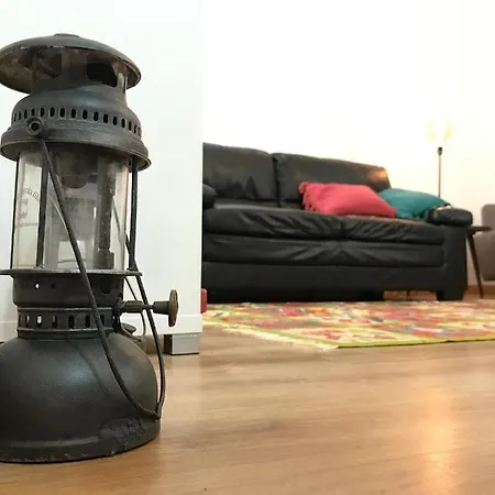 Costa Rral Nº 1066 *