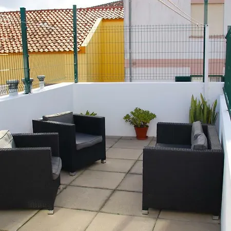 Costa Rral Nº 1066 *